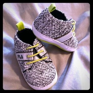 Infant Grey & Neon Filas